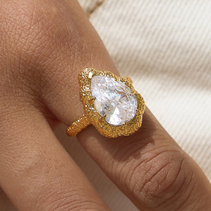Dewdrop Afterglow Teardrop Zircon Gemstone Ring - view 3