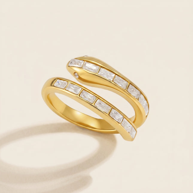 Velvet Coil Trace Serpent Zircon Gemstone Ring