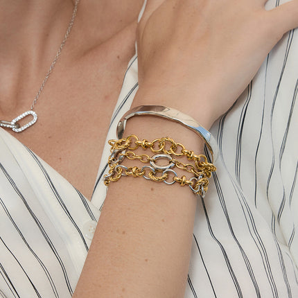 Chainline Poem Minimal Chain Bracelet - view 3