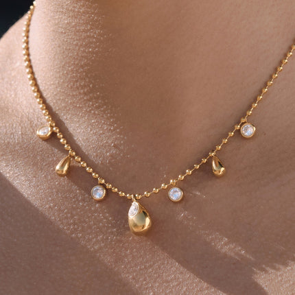 Dewdrop Glow Teardrop Zircon Pendant Necklace - view 3