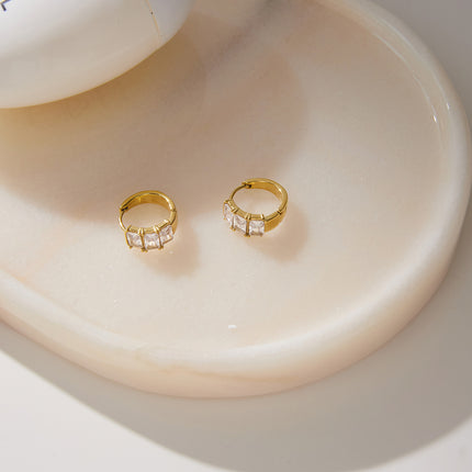 Bright Facet Ritual Zircon Hoop Earrings - view 6