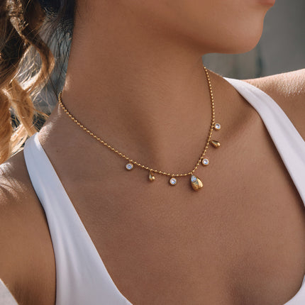 Dewdrop Glow Teardrop Zircon Pendant Necklace - view 4
