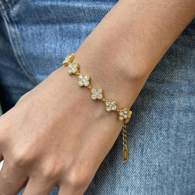 Lucky Leaf Clover Zircon Chain Bracelet - view 3