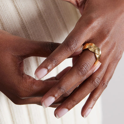 Quiet Orbit Veil Vintage-Inspired Open Ring - view 6