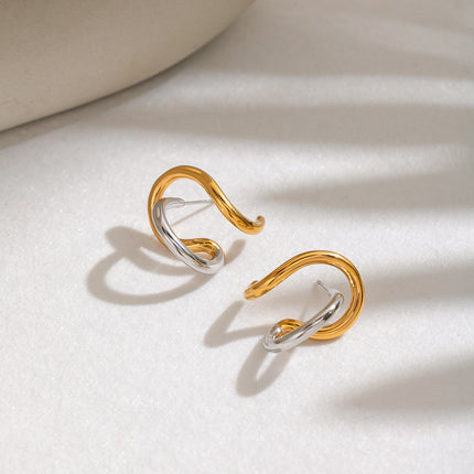 Soft Tide Reverie Curved Pearl Stud Earrings - view 5