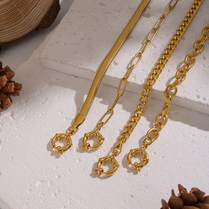 Sculpted Light Minimal Pendant Necklace - view 6