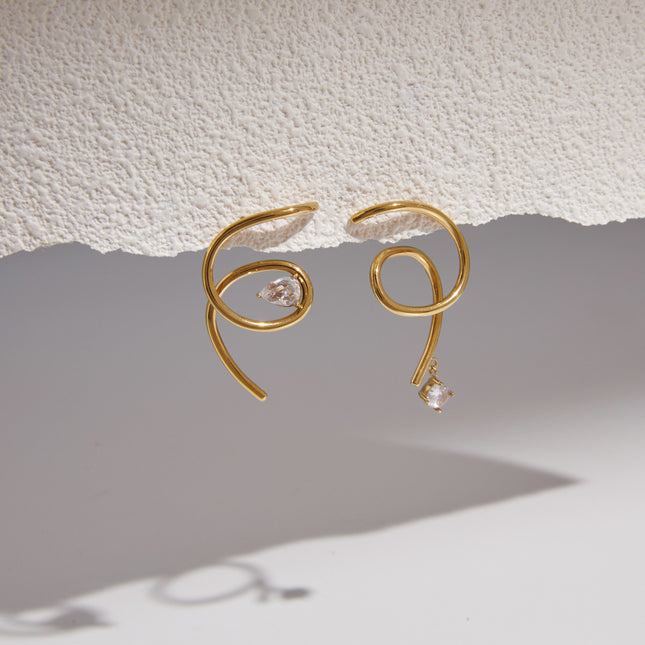 Turning Light Drift Twisted Zircon Stud Earrings - view 5