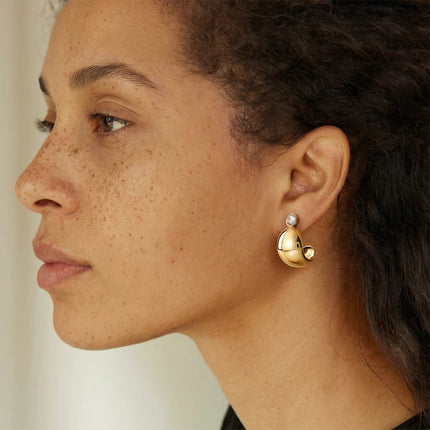 Frostlight Poem Geometric Zircon Stud Earrings - view 3