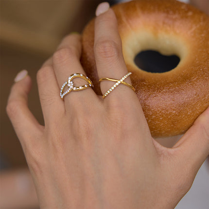 Modern Line Afterglow Crossed Zircon Gemstone Ring - view 4