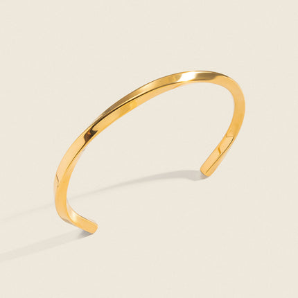 Sera Minimal Cuff Bracelet