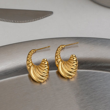 Sculpted Light Curved Huggie Earrings - view 2