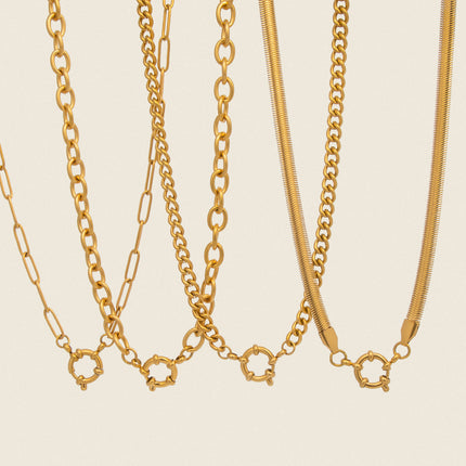 Sculpted Light Minimal Pendant Necklace