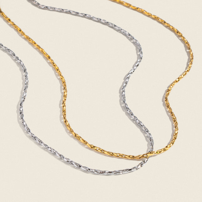 Solstice Glow Twisted Choker Necklace