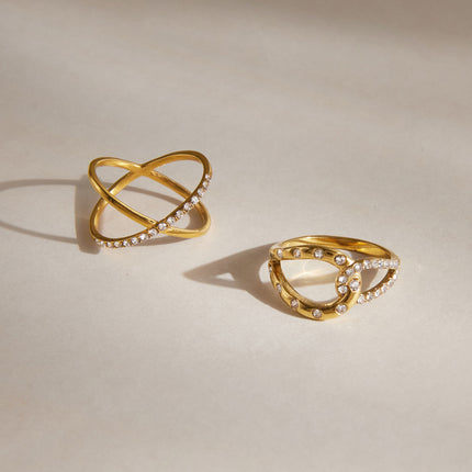 Modern Line Afterglow Crossed Zircon Gemstone Ring - view 6