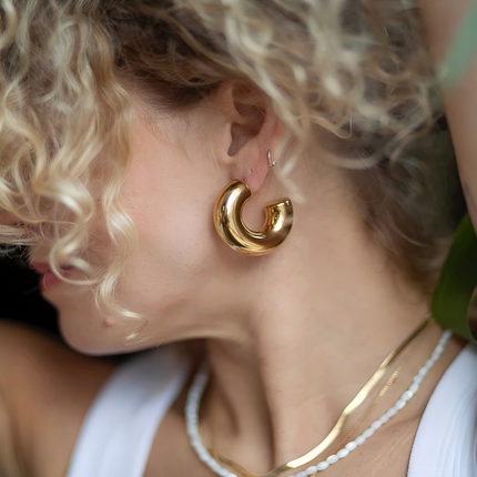 Dawnweave Curved Hoop Earrings - view 3