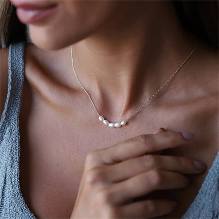 Pearl Line Necklace